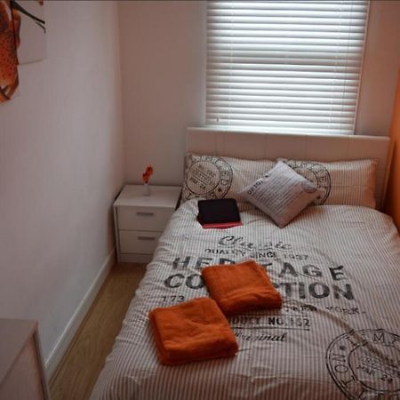 03 Bedroom Apartment-Self Check In ロンドン エクステリア 写真